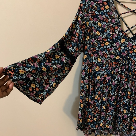 Junior size 11-13 Top by NO BOUNDARIES - Picture 4 of 16